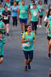 BIB: 0039
                            <button type="button" onclick="openModal(10520869)" class="btn btn-primary btn-sm float-right btn-popup" data-toggle="modal" data-target=".modal-high-quality">
                        <i class="fas fa-shopping-cart"></i> Add to Cart
                    </button>
                                            <button type="button" onclick="isThisMe(10520869, true)" class="btn btn-success btn-sm float-right btn-popup btn-isme hidden" data-toggle="tooltip" data-placement="bottom" title="นี่คือรูปของคุณใช่ไหม คลิกที่นี่เพื่อเอาเข้าอัลบั้ม">
                        <i class="fas fa-plus"></i> Add to album
                    </button>
                    <button type="button" onclick="isThisMe(10520869, false)" class="btn btn-warning btn-sm float-right btn-popup btn-isnotme hidden">
                        <i class="fas fa-ban"></i> Remove from album
                    </button>